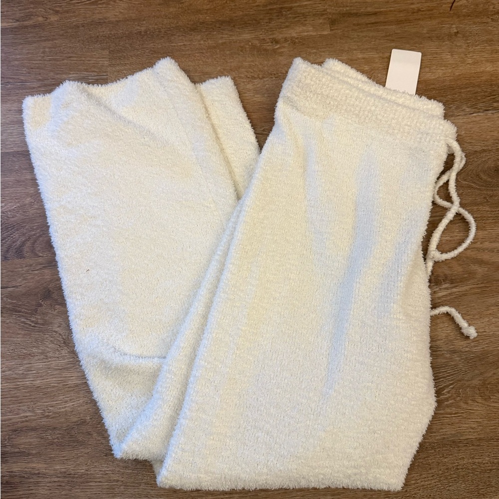 Uniqlo Off White Soft Fluffy Pants